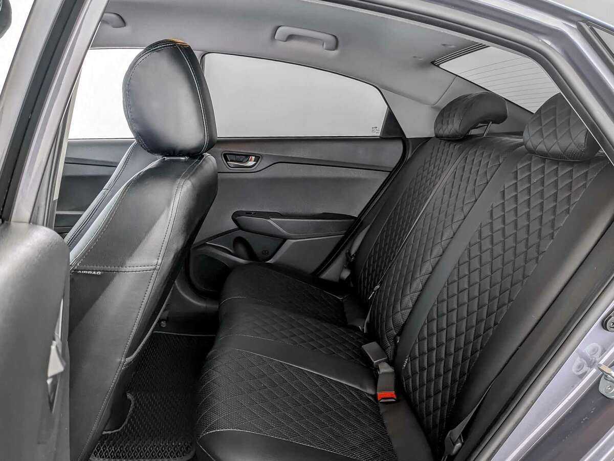 Купить Hyundai Solaris с пробегом. Фото: #9