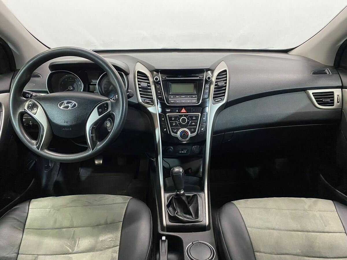 Купить Hyundai i30 с пробегом. Фото: #7