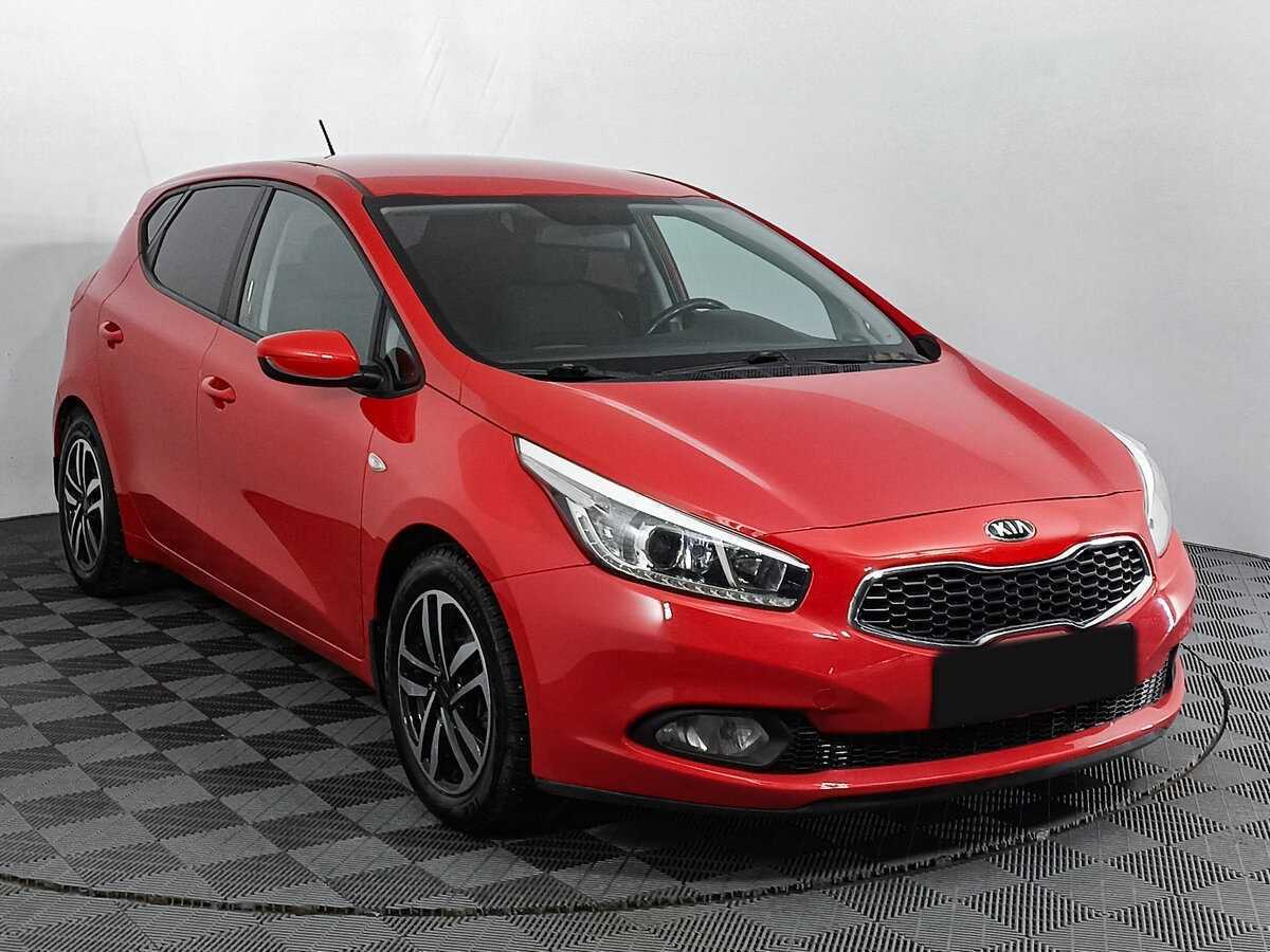 Купить Kia Ceed с пробегом. Фото: #2