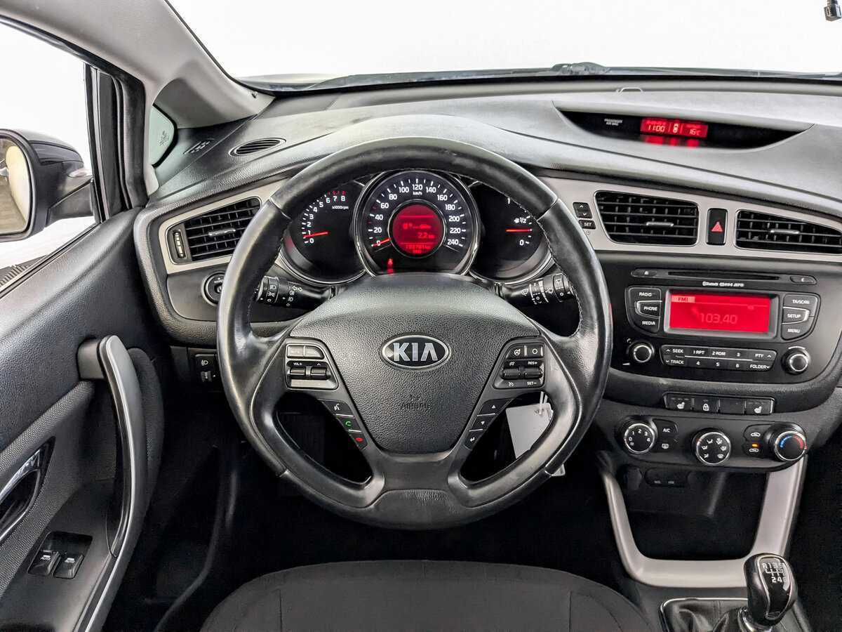 Купить Kia Ceed с пробегом. Фото: #20