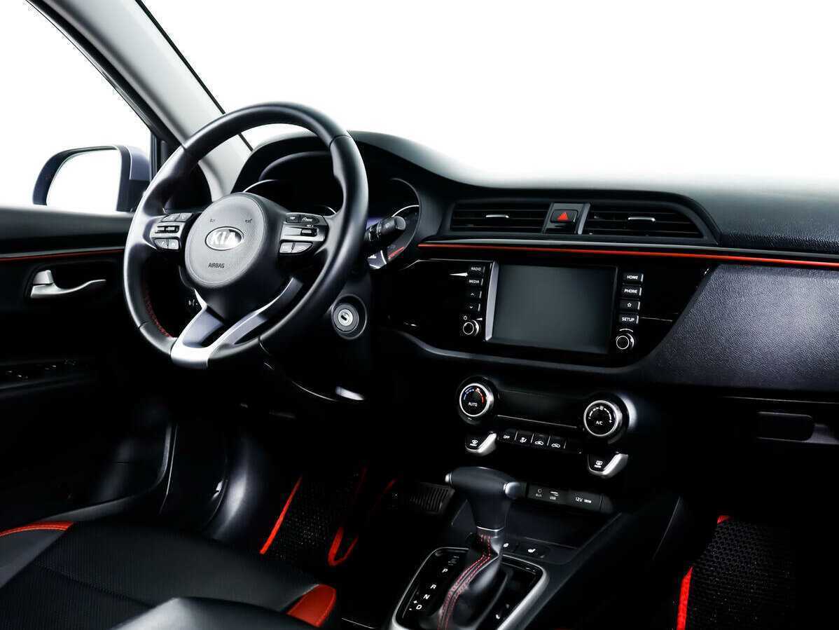 Купить Kia Rio с пробегом. Фото: #9