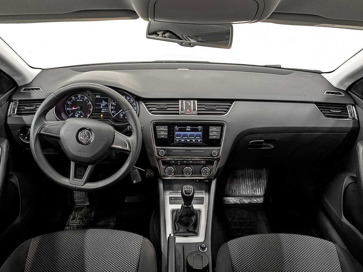Купить Skoda Octavia с пробегом. Фото: #13