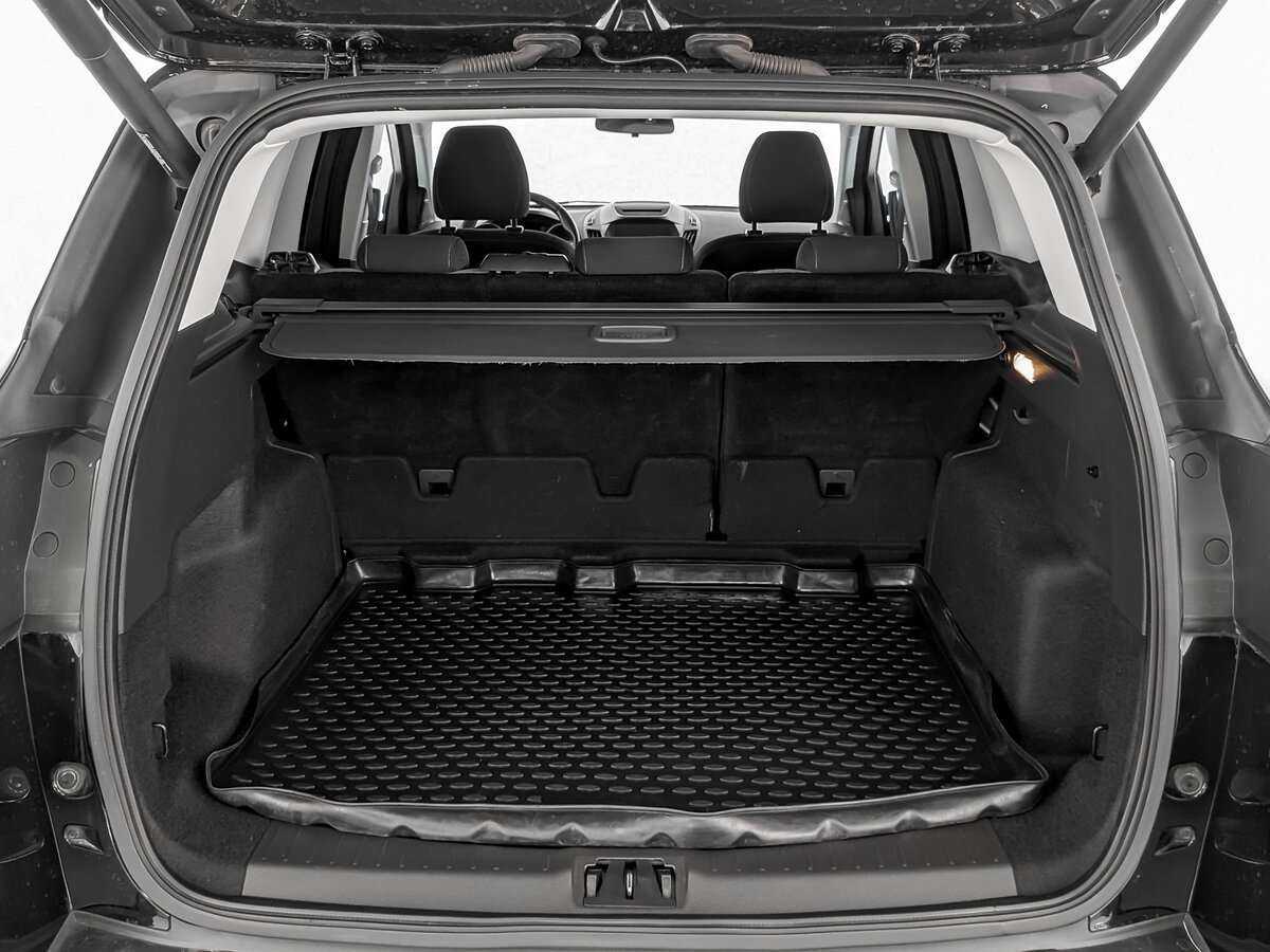 Купить Ford Kuga с пробегом. Фото: #9