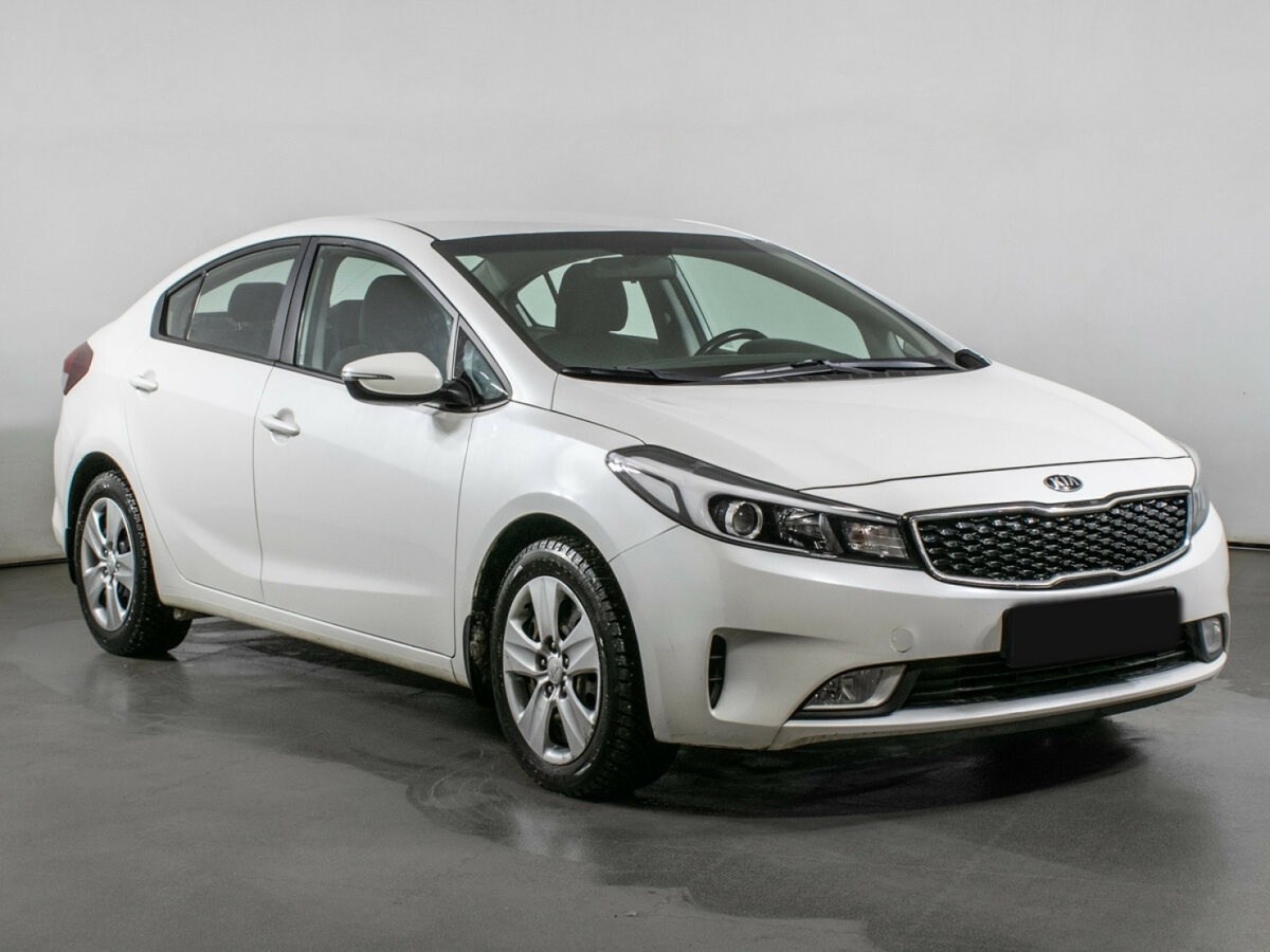 Купить Kia Cerato с пробегом. Фото: #2