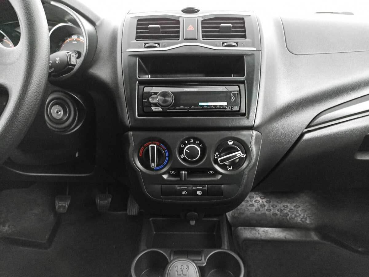 Купить Lada (ВАЗ) Granta с пробегом. Фото: #14