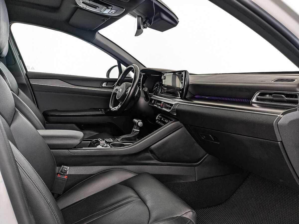 Купить Kia K5 с пробегом. Фото: #12