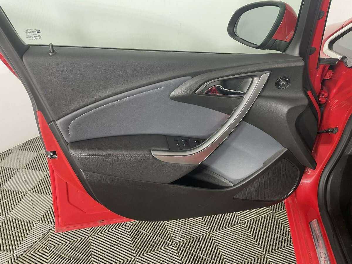 Купить Opel Astra с пробегом. Фото: #7