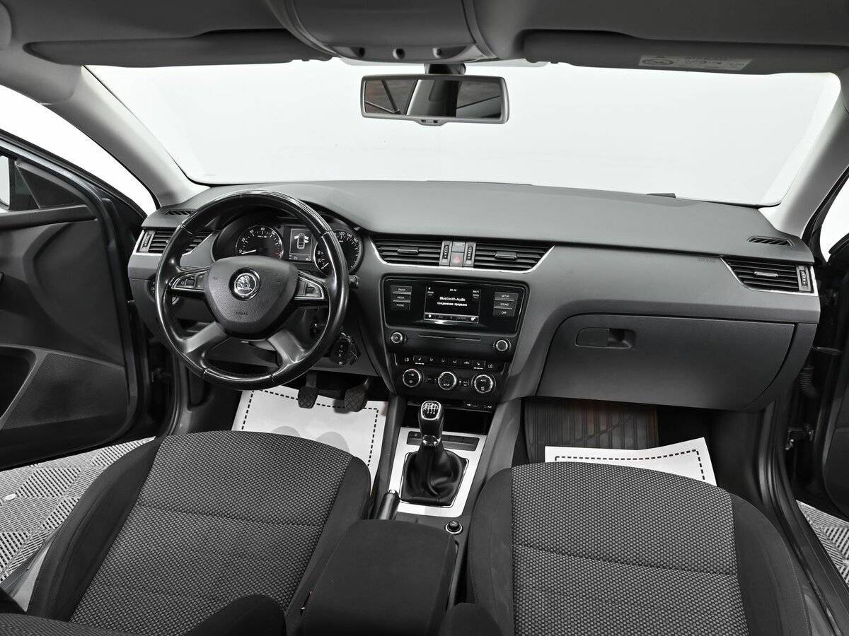 Купить Skoda Octavia с пробегом. Фото: #12