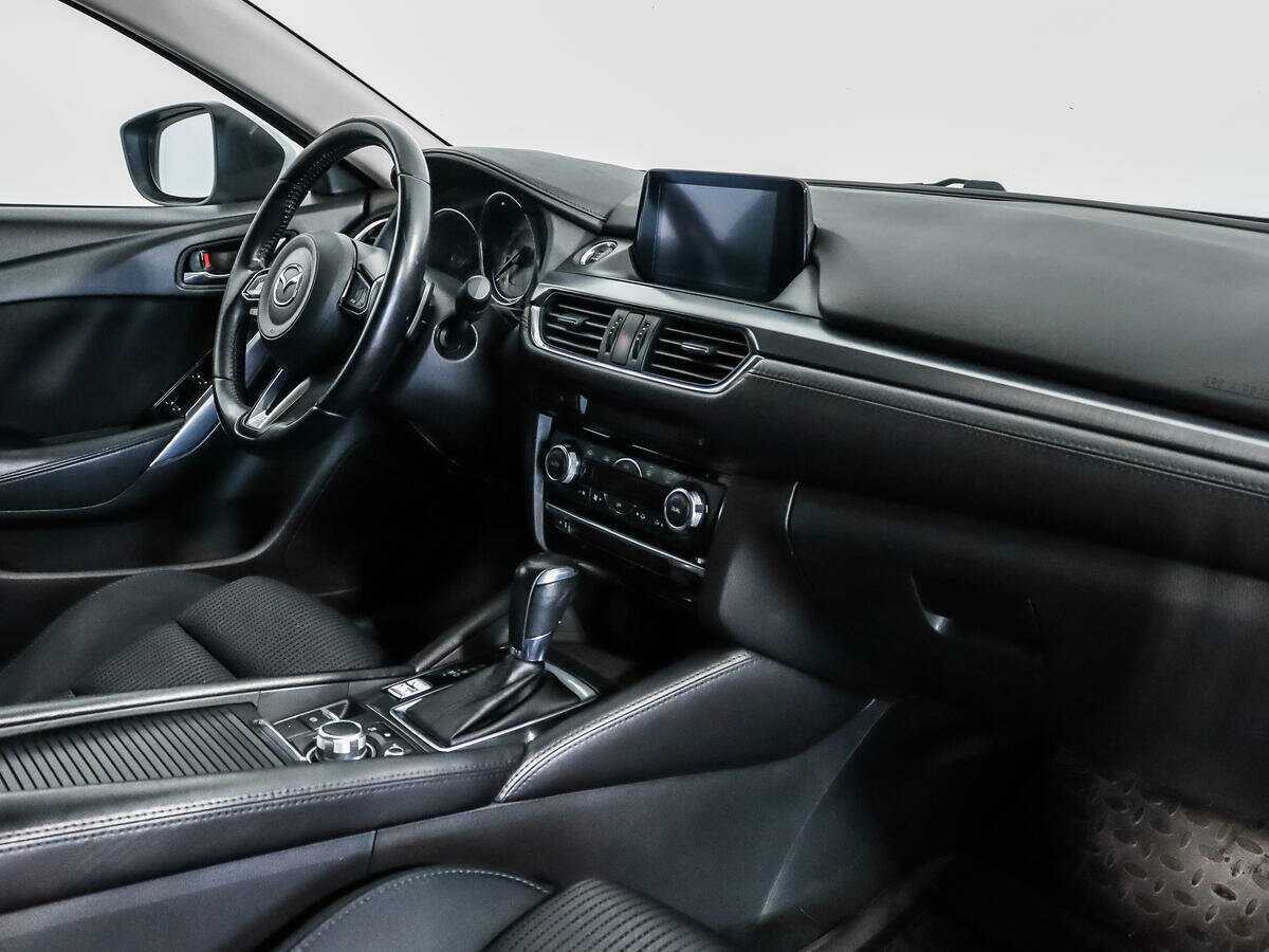 Купить Mazda 6 с пробегом. Фото: #12