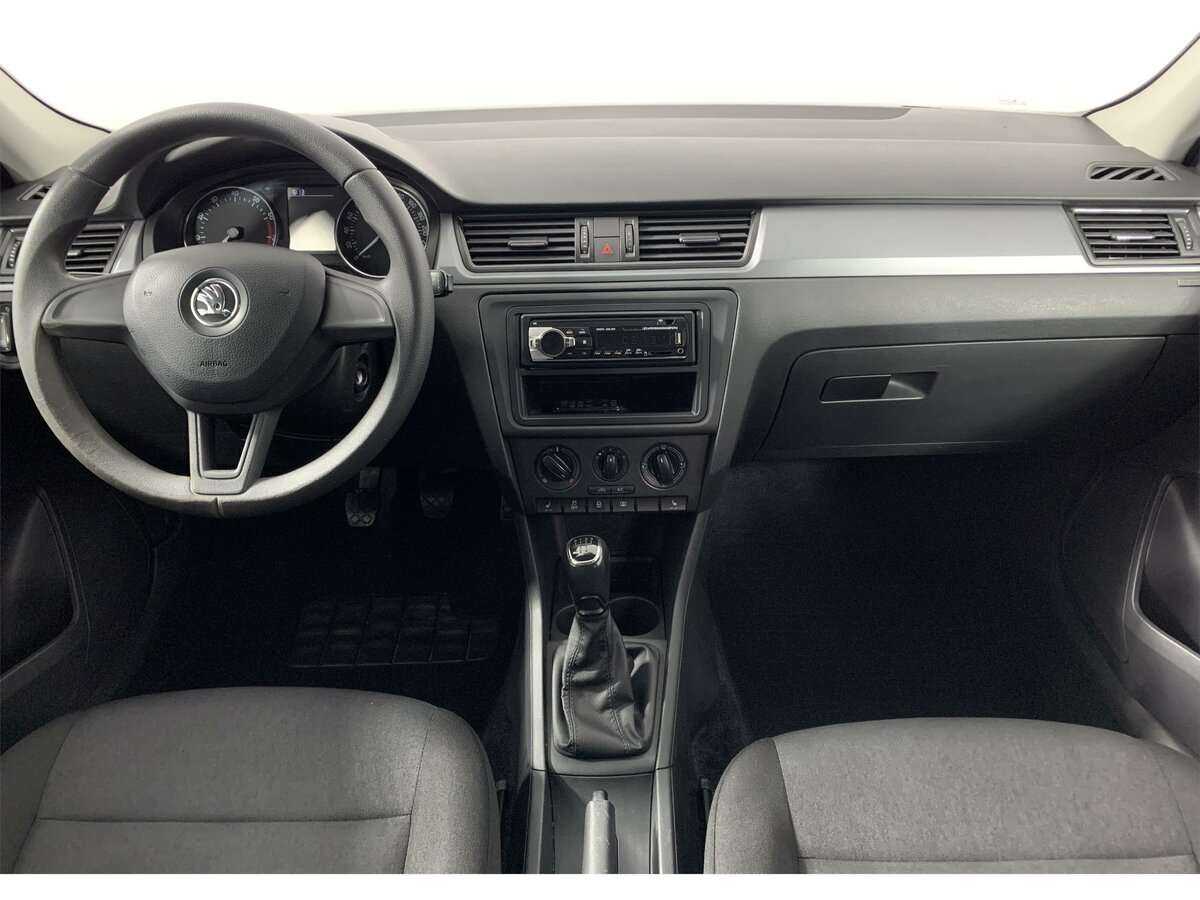 Купить Skoda Rapid с пробегом. Фото: #13