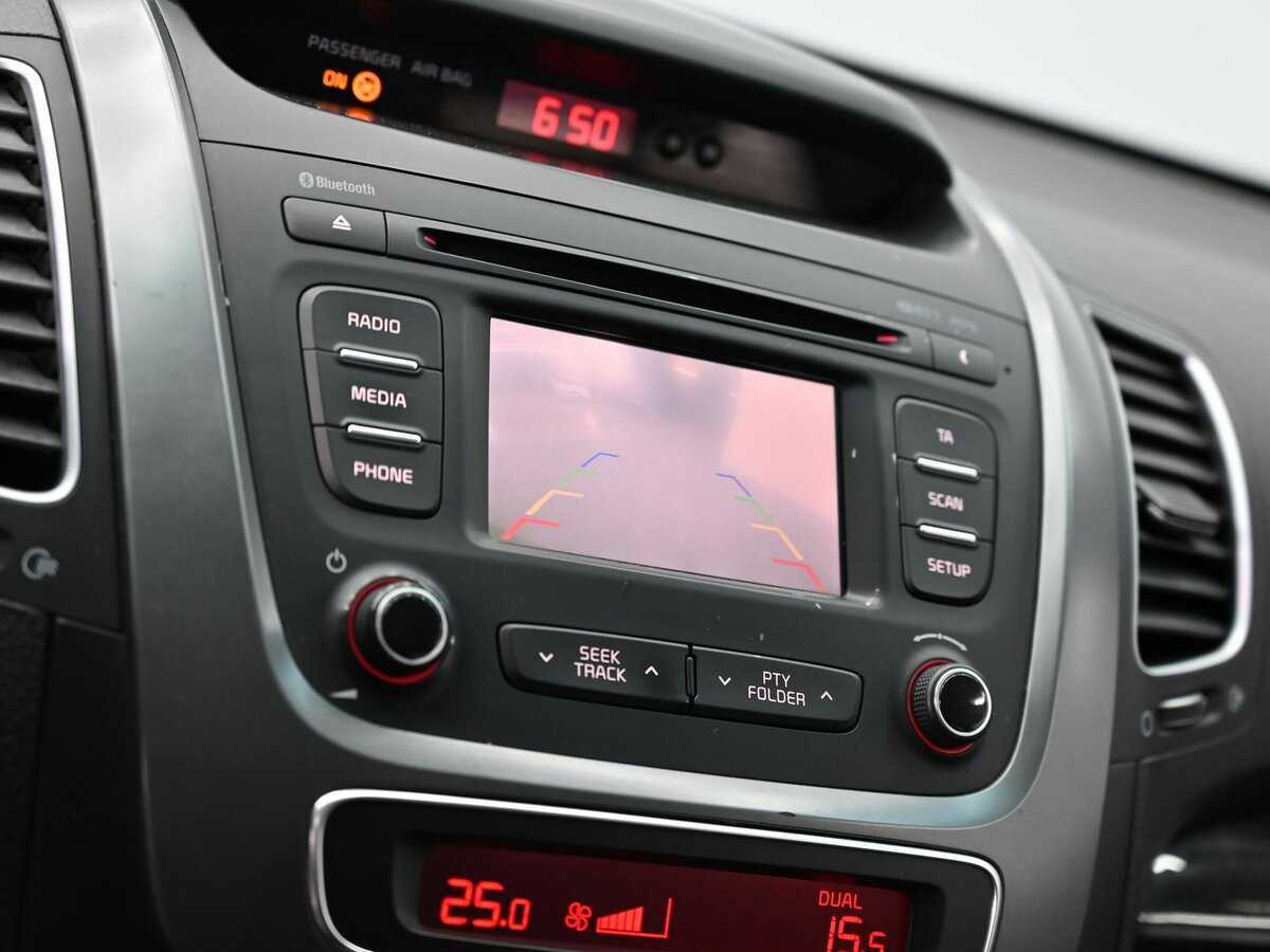 Купить Kia Sorento с пробегом. Фото: #8