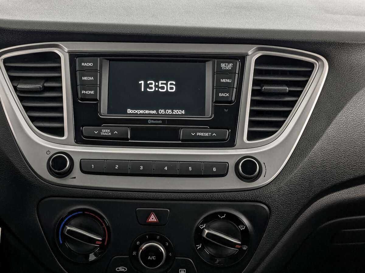 Купить Hyundai Solaris с пробегом. Фото: #12