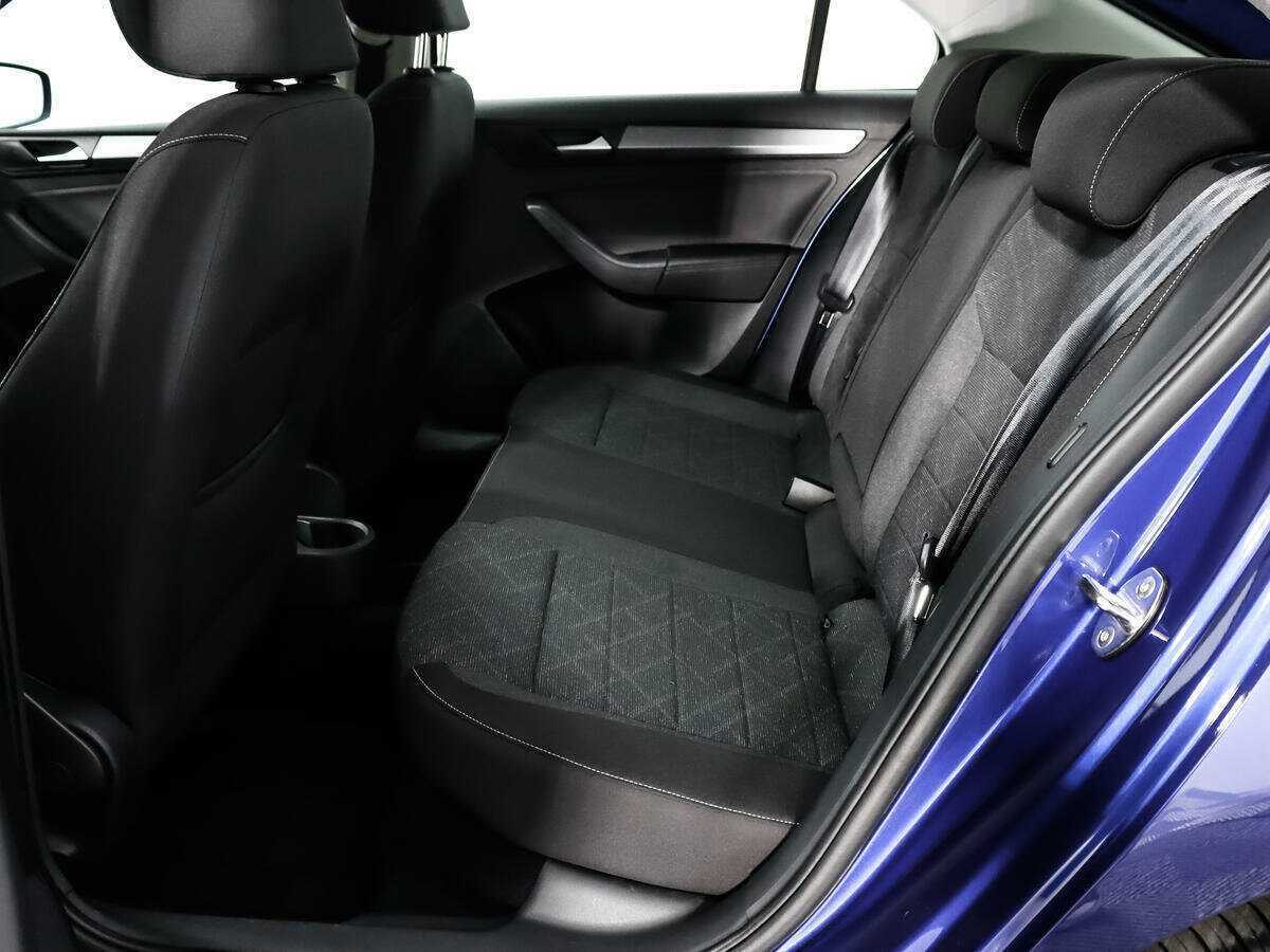 Купить Volkswagen Polo с пробегом. Фото: #8