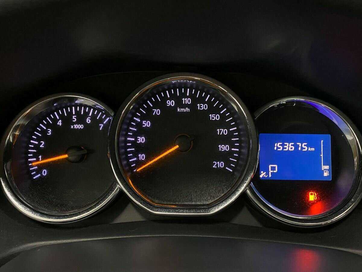 Купить Renault Logan с пробегом. Фото: #11