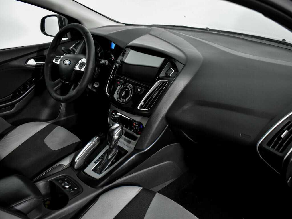 Купить Ford Focus с пробегом. Фото: #12