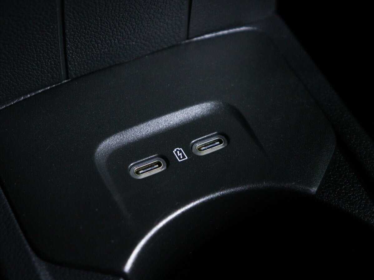 Купить Skoda Rapid с пробегом. Фото: #16