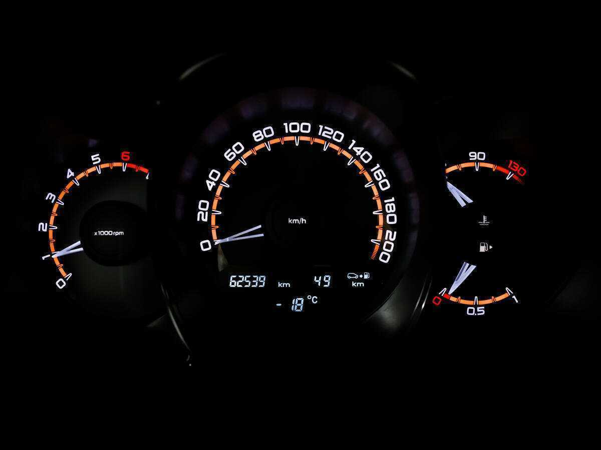 Купить Lada (ВАЗ) Vesta с пробегом. Фото: #9