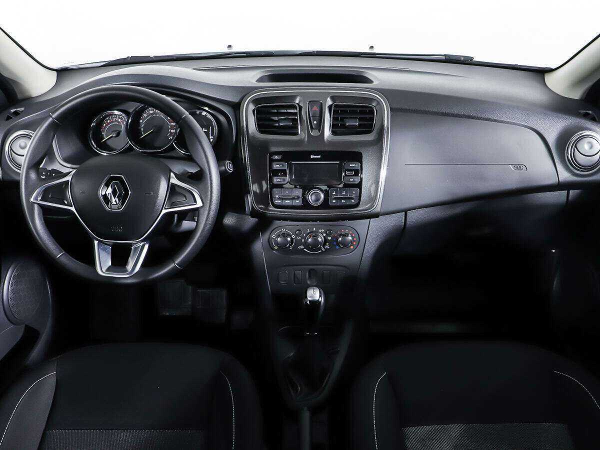 Купить Renault Logan с пробегом. Фото: #10