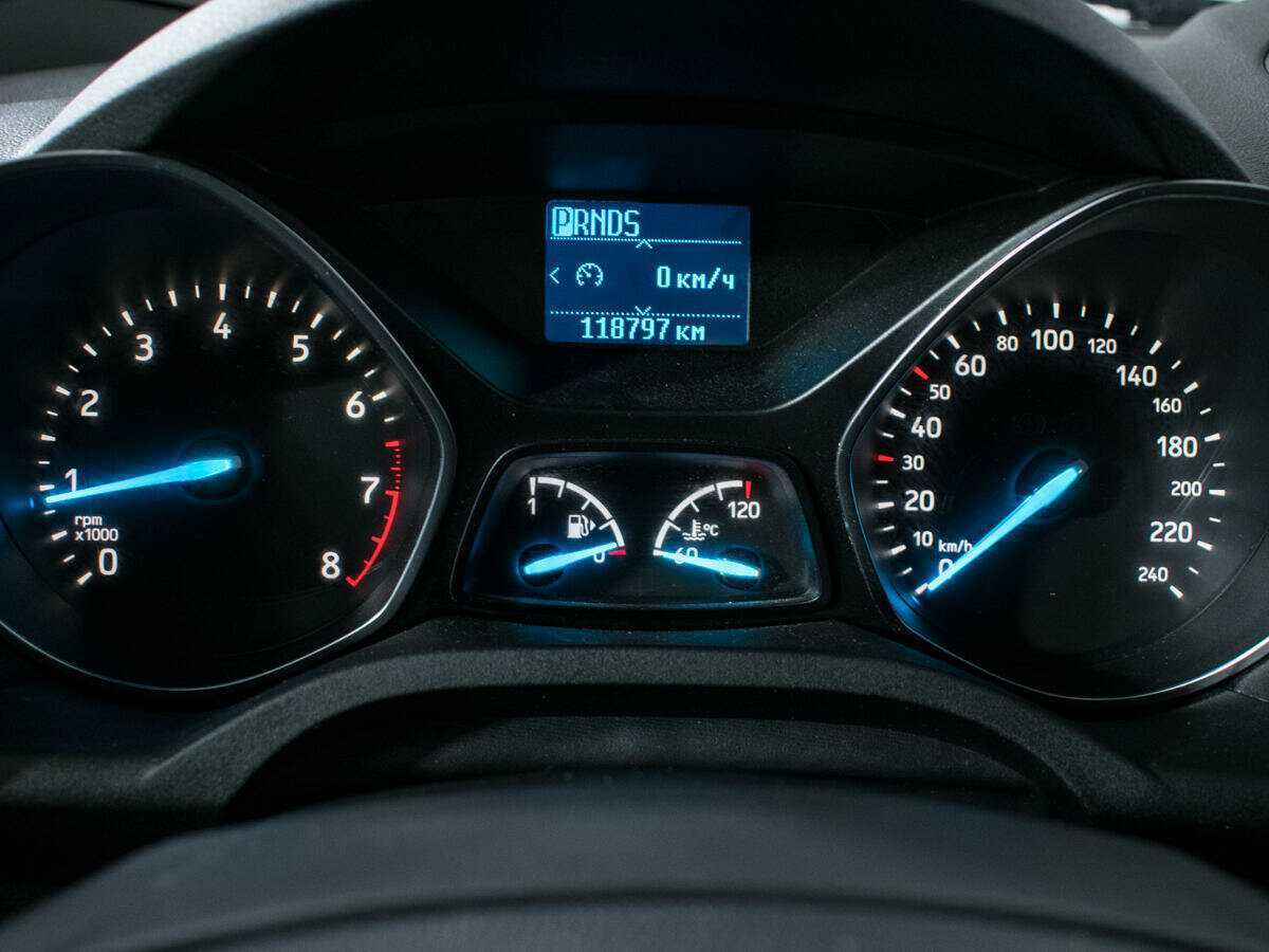 Купить Ford Kuga с пробегом. Фото: #10