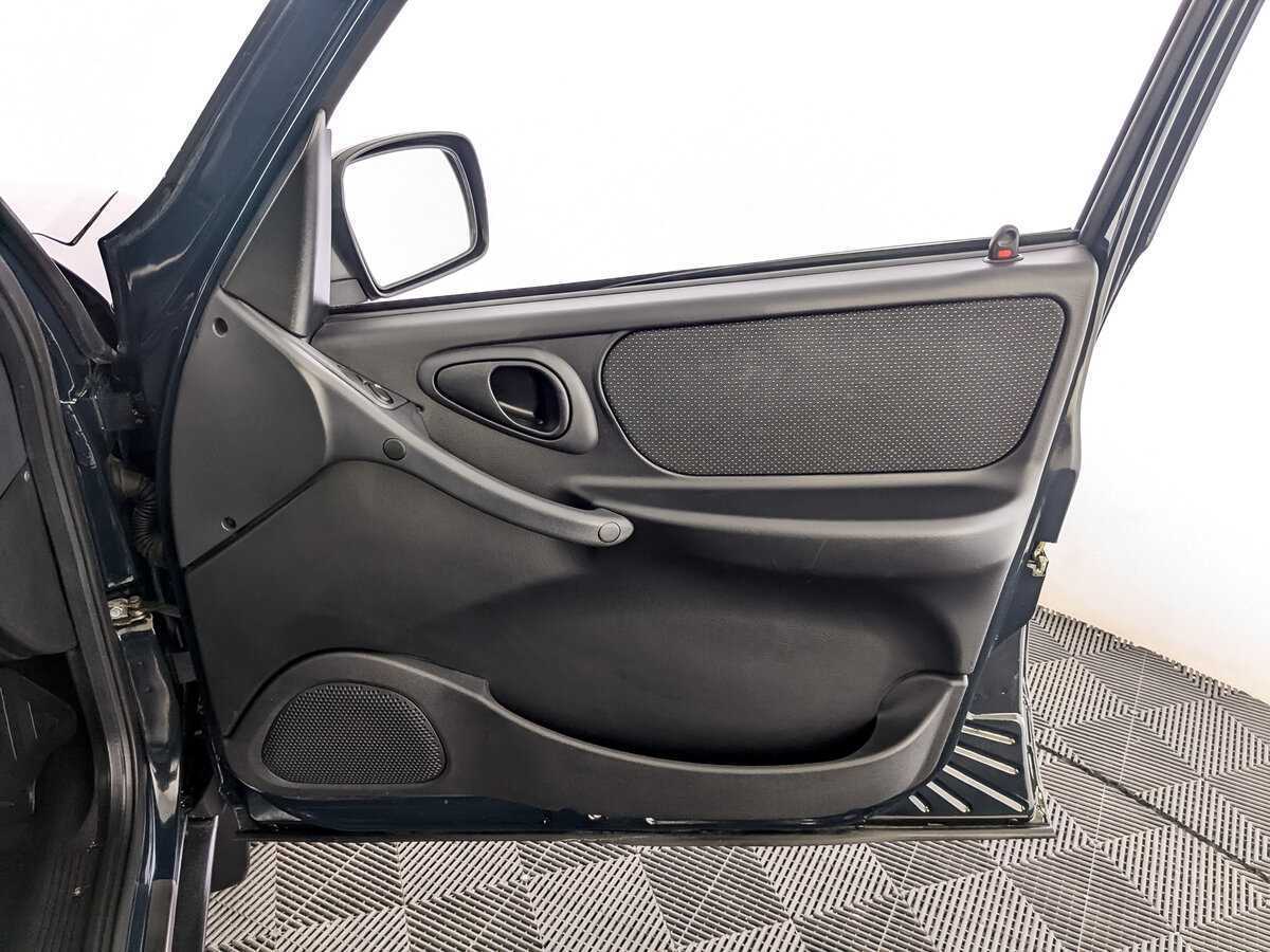 Купить Lada (ВАЗ) Niva с пробегом. Фото: #18