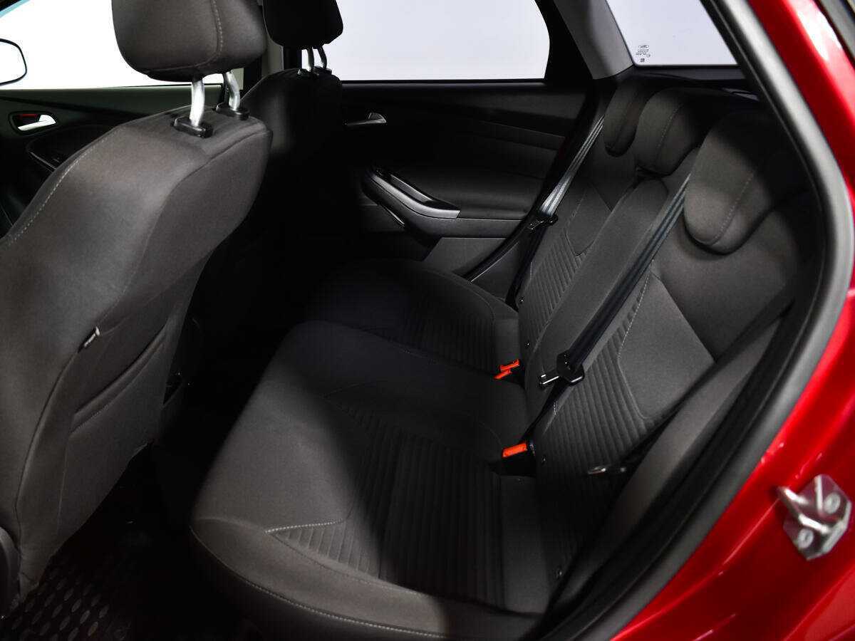 Купить Ford Focus с пробегом. Фото: #9