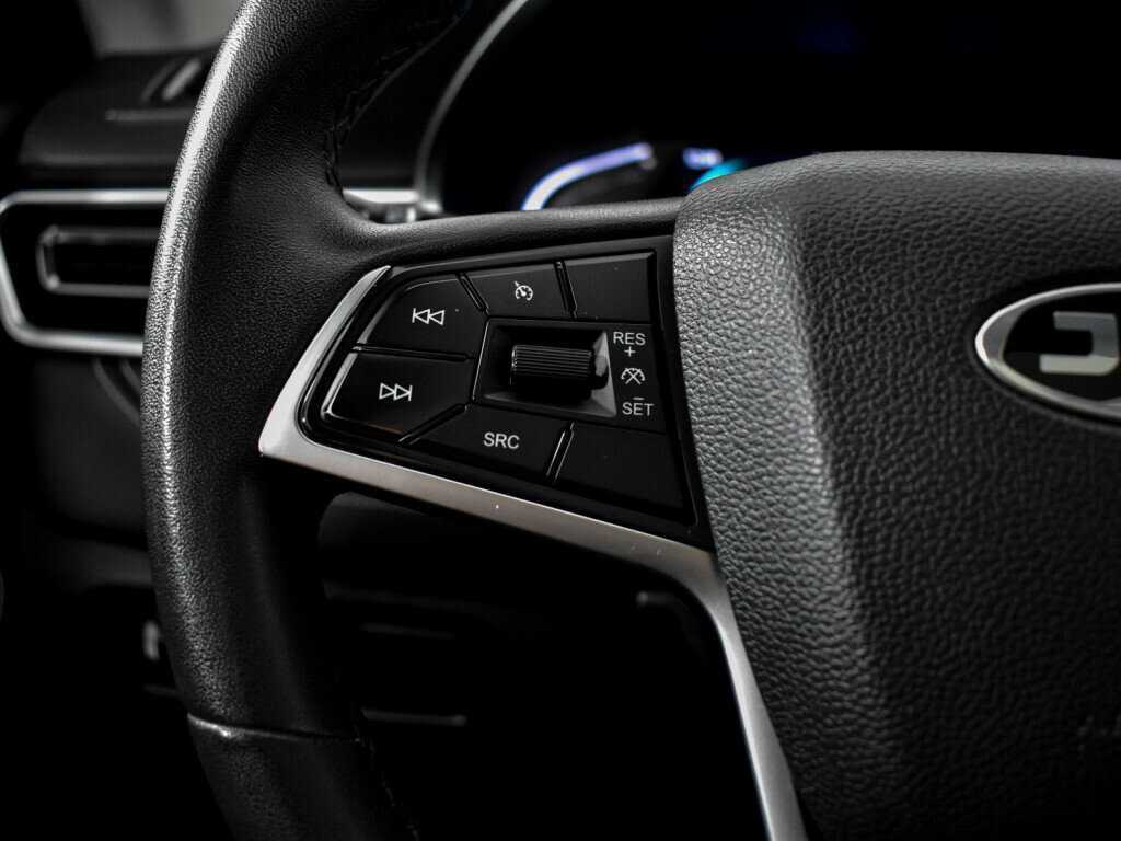 Купить JAC J7 с пробегом. Фото: #20