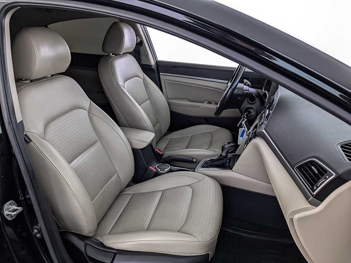 Купить Hyundai Elantra с пробегом. Фото: #23