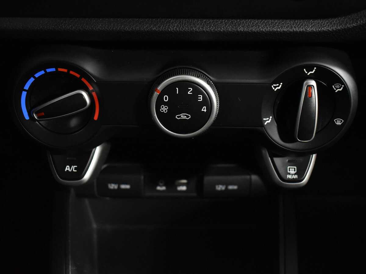 Купить Kia Rio с пробегом. Фото: #18