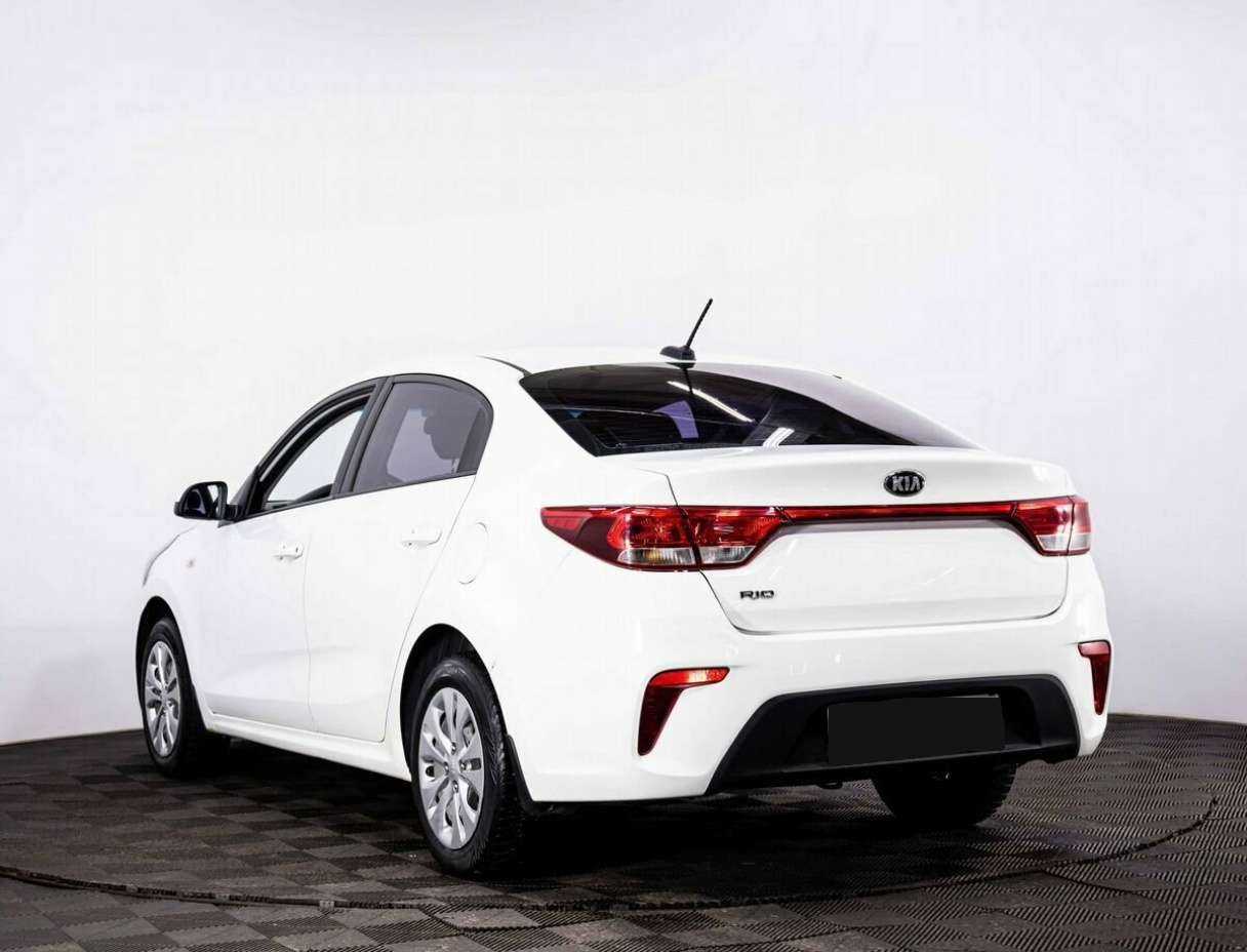Купить Kia Rio с пробегом. Фото: #3