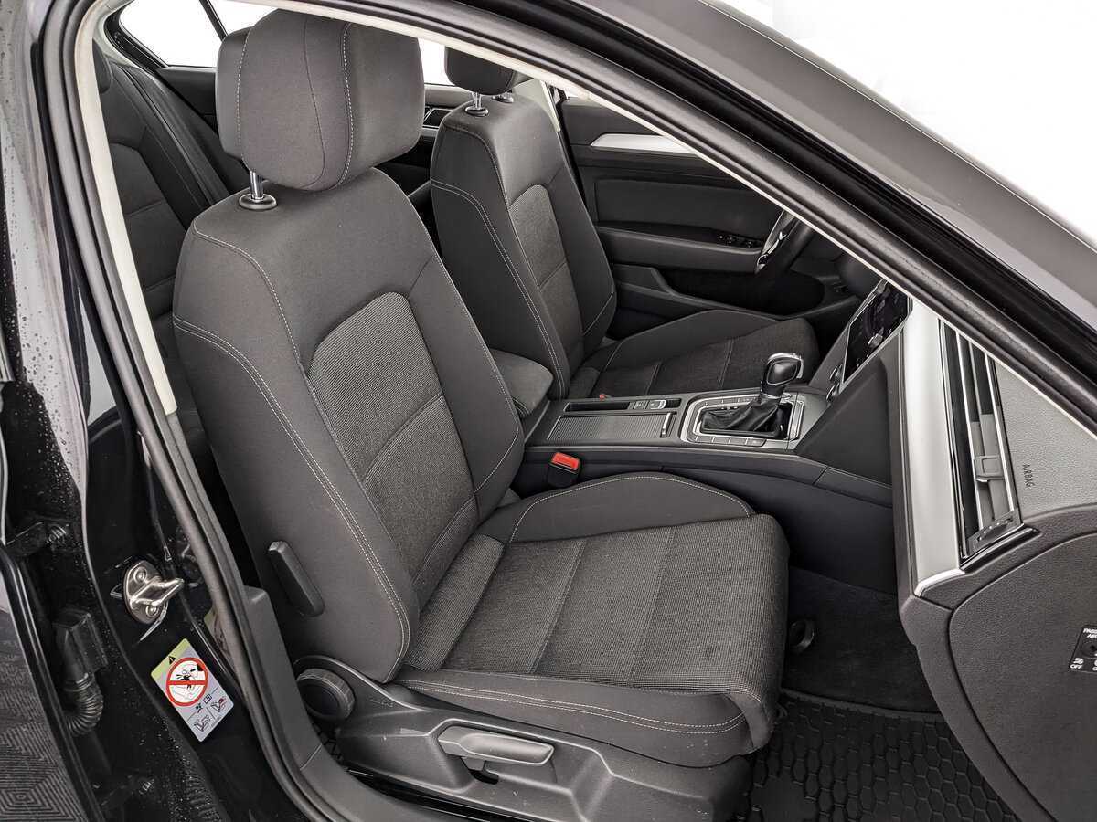 Купить Volkswagen Passat с пробегом. Фото: #19