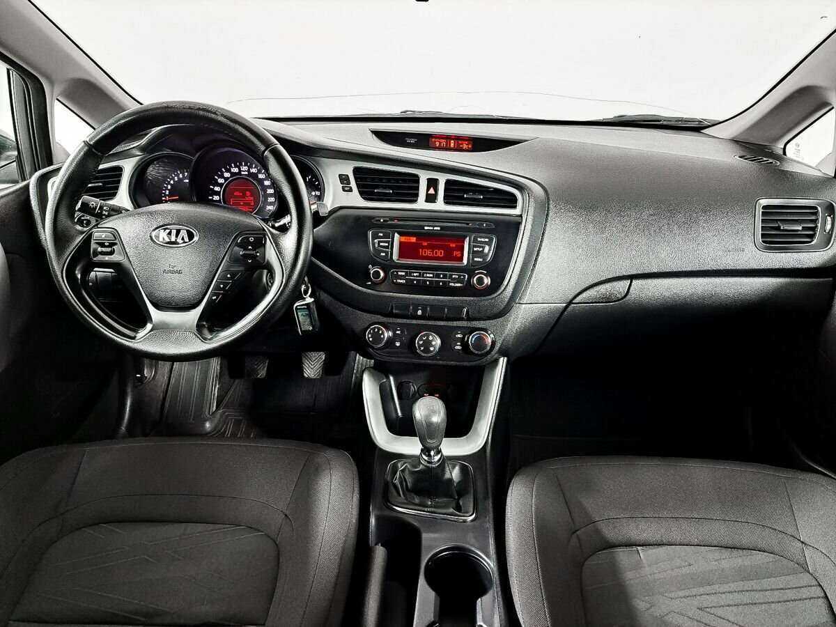Купить Kia Ceed с пробегом. Фото: #13