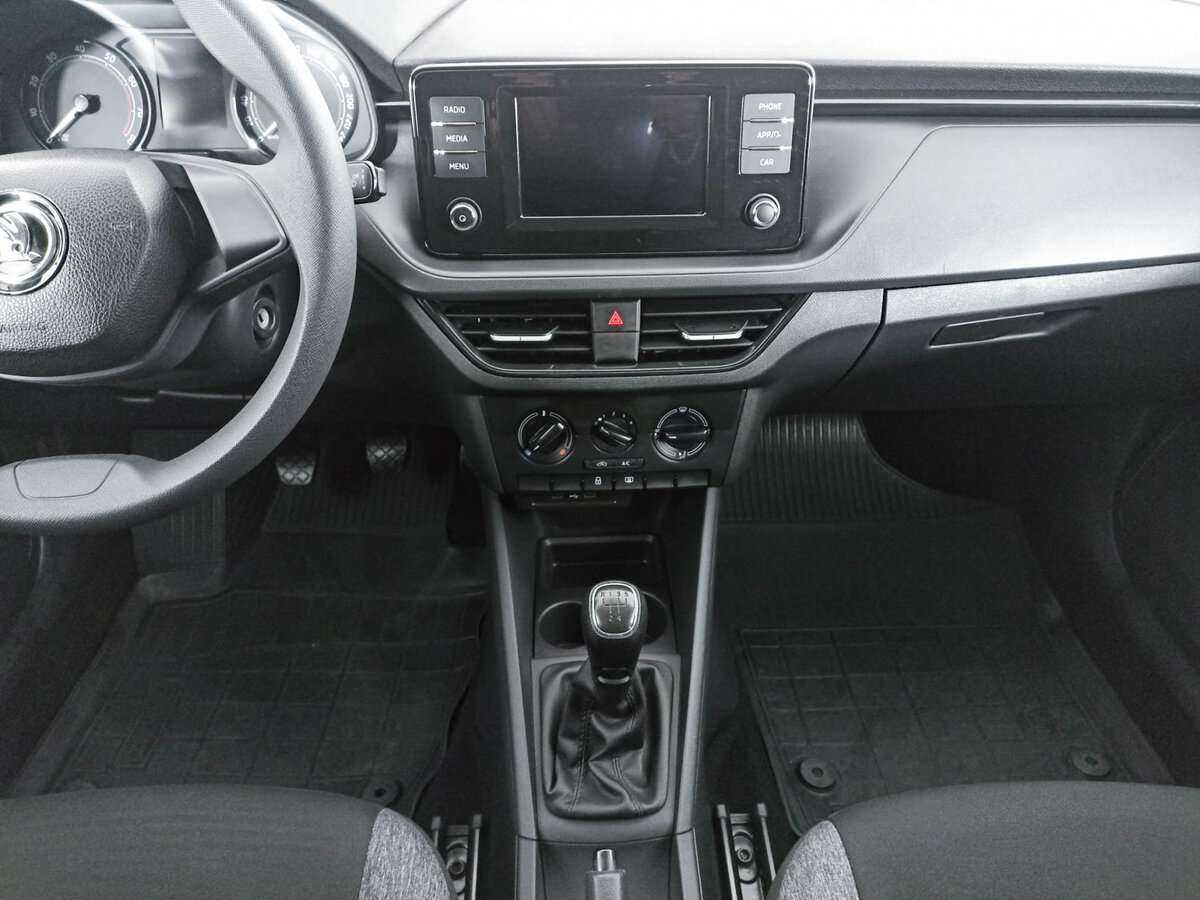 Купить Skoda Rapid с пробегом. Фото: #12