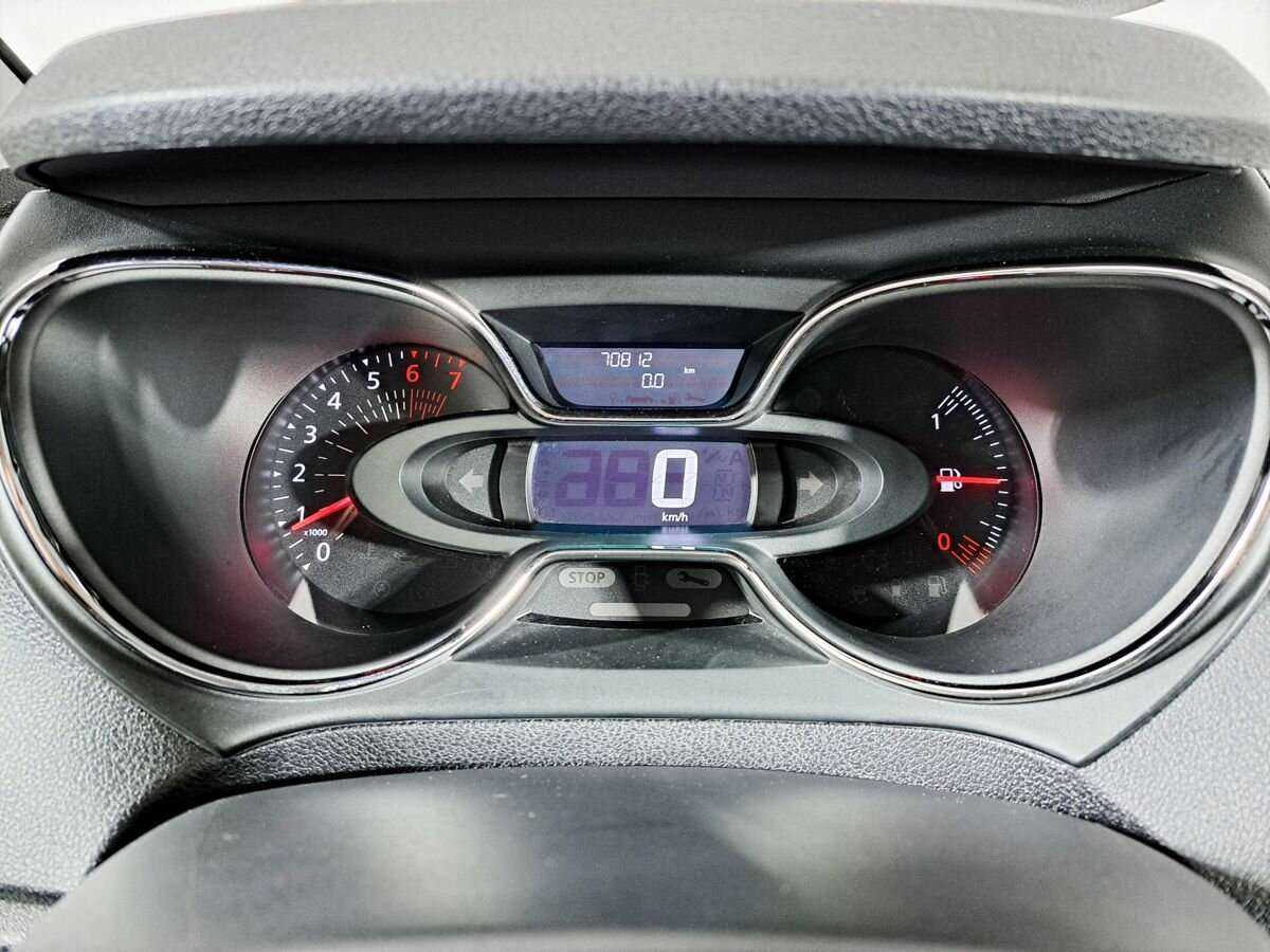 Купить Renault Kaptur с пробегом. Фото: #10