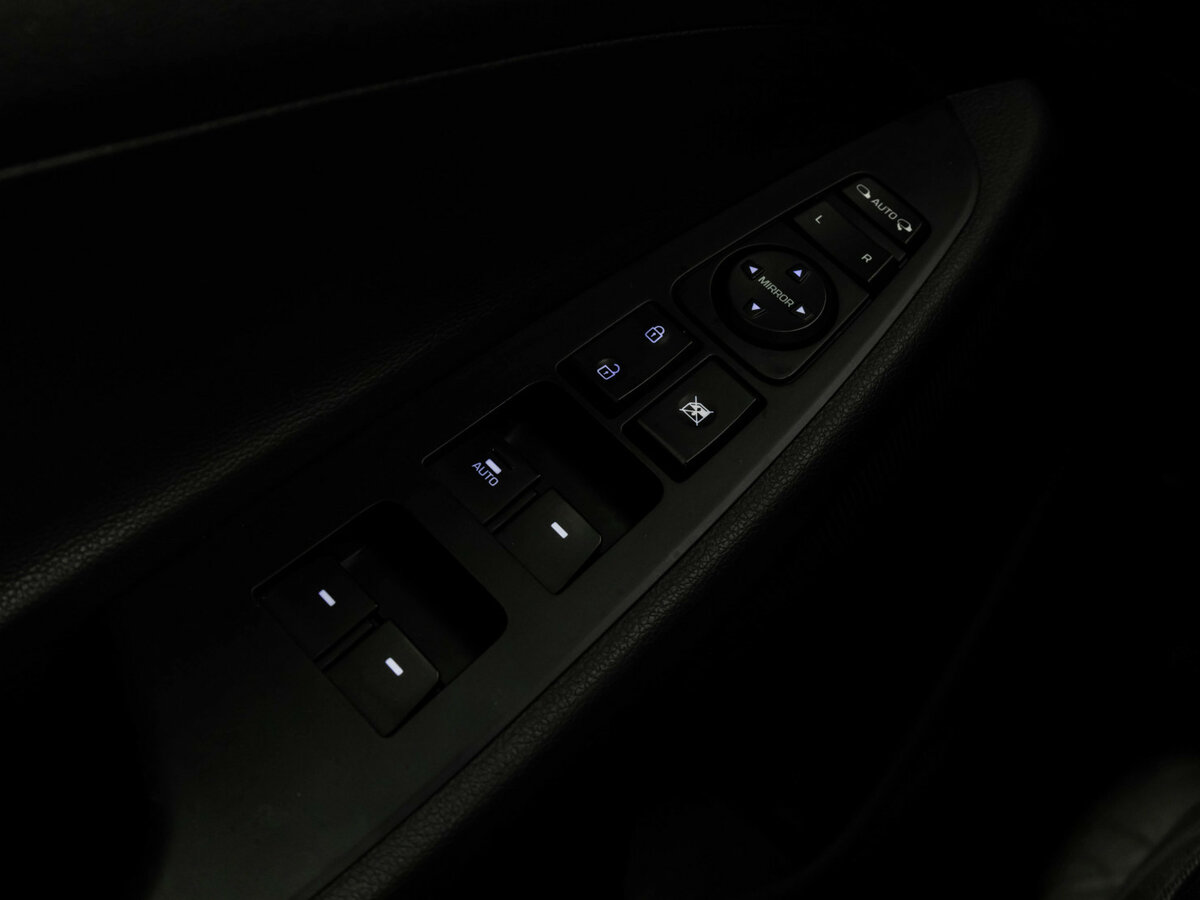 Купить Hyundai Tucson с пробегом. Фото: #14