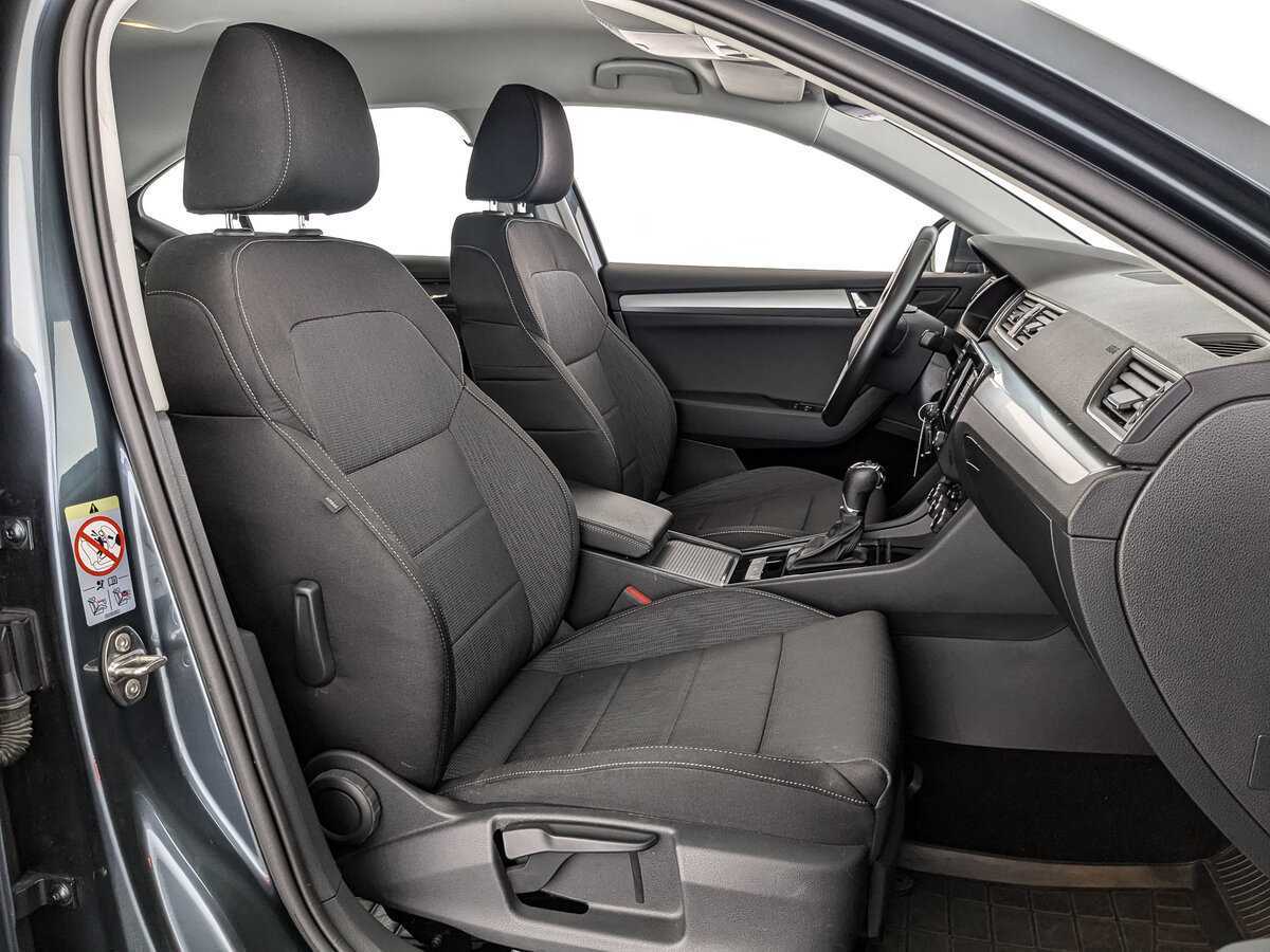 Купить Skoda Superb с пробегом. Фото: #19