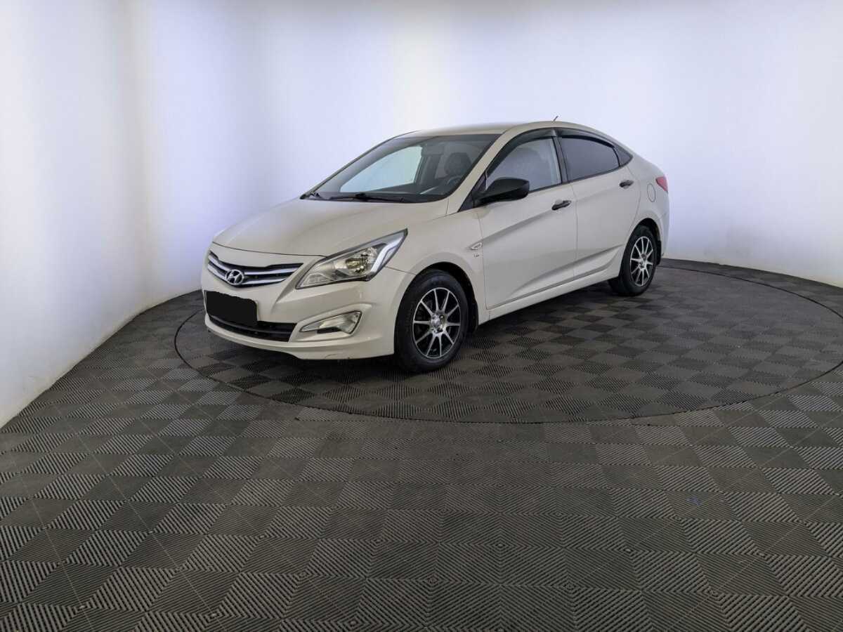 Купить Hyundai Solaris с пробегом. Посмотреть фото