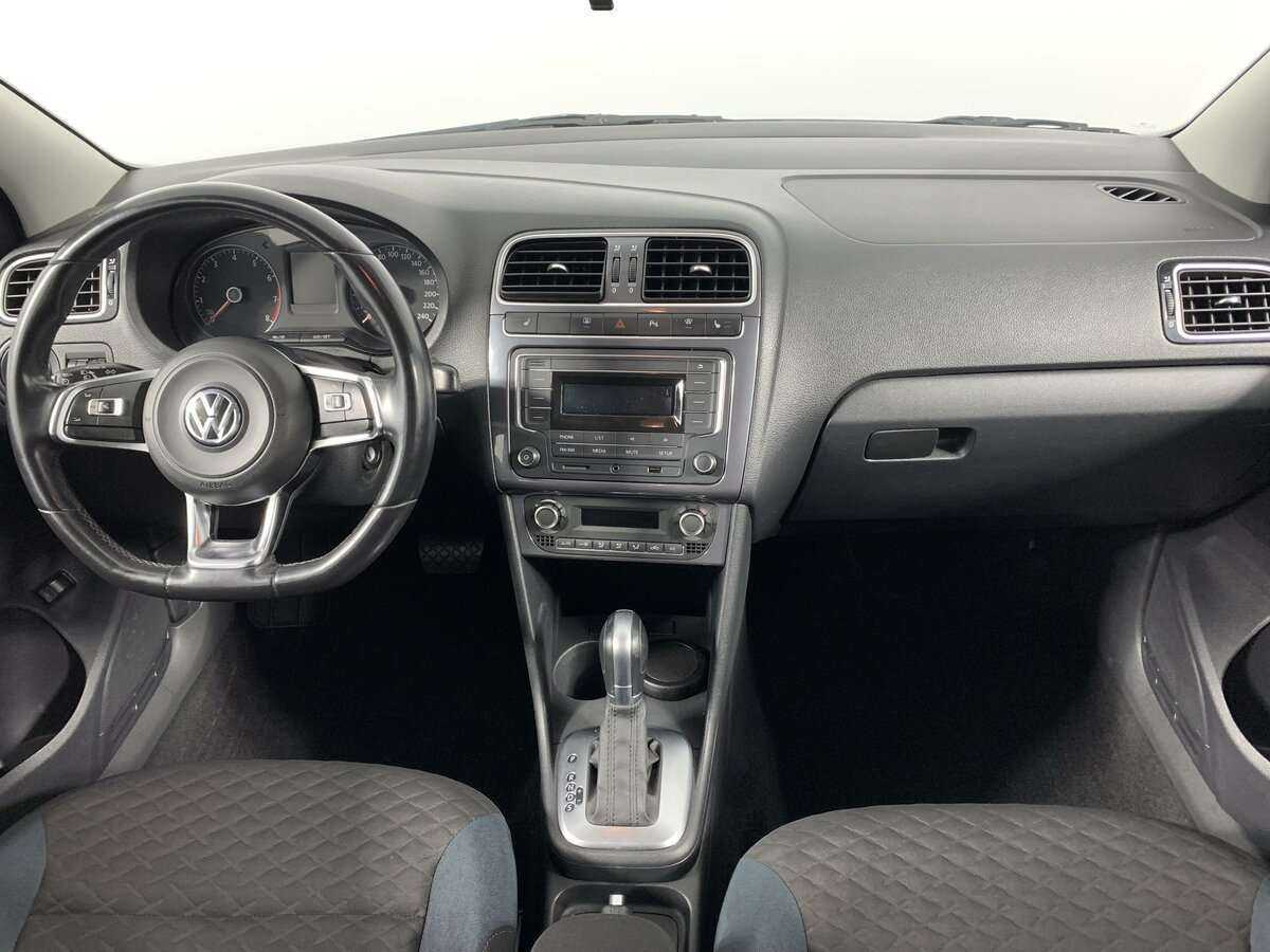 Купить Volkswagen Polo с пробегом. Фото: #7