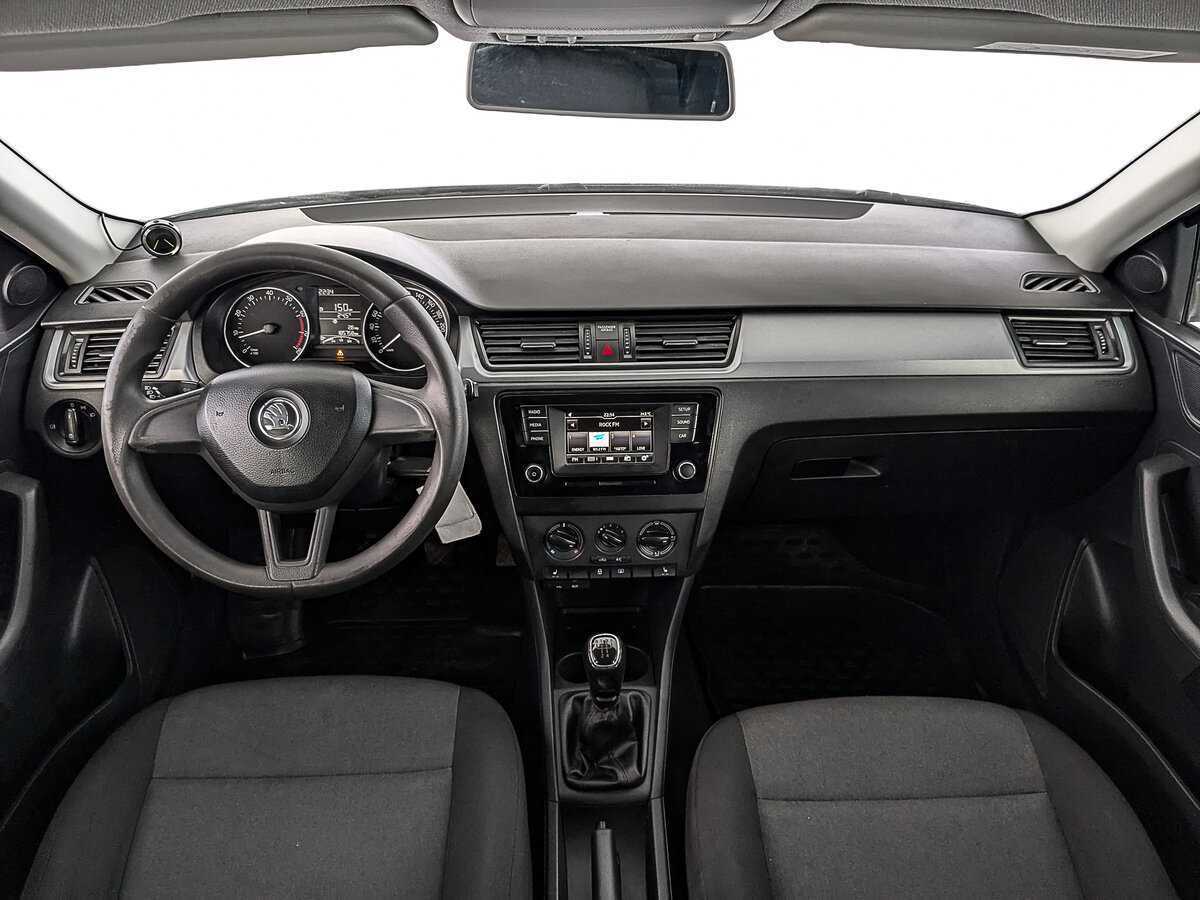 Купить Skoda Rapid с пробегом. Фото: #13