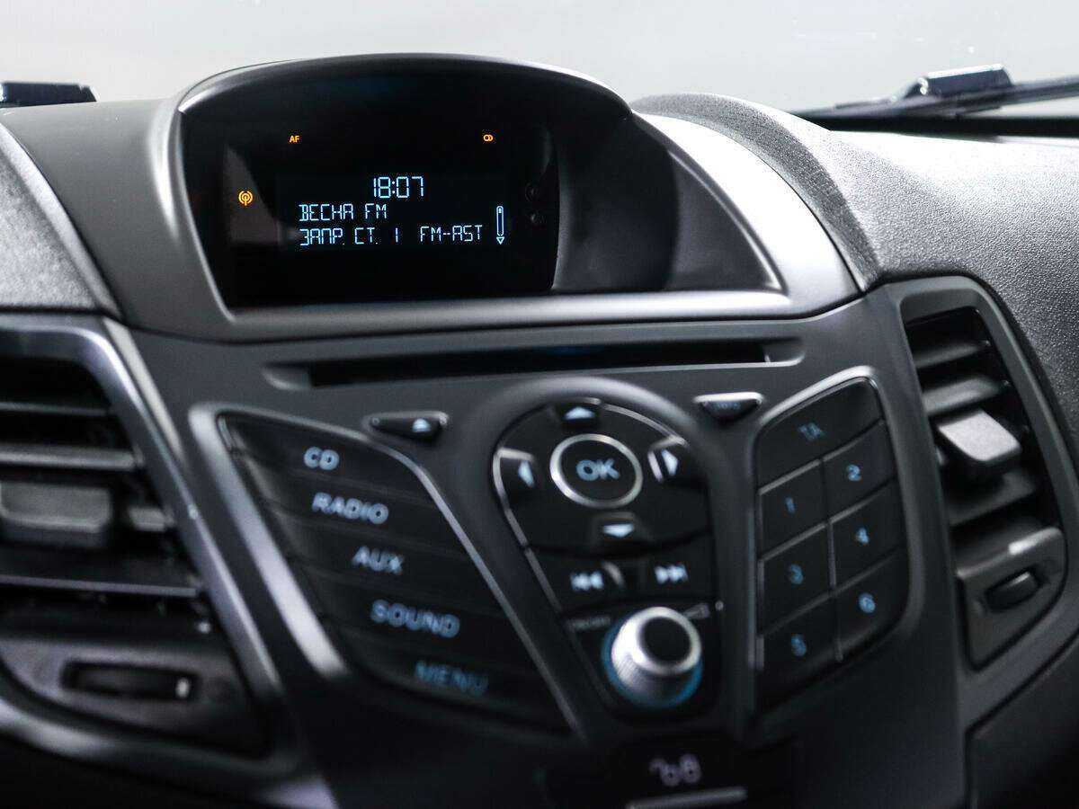 Купить Ford Fiesta с пробегом. Фото: #15