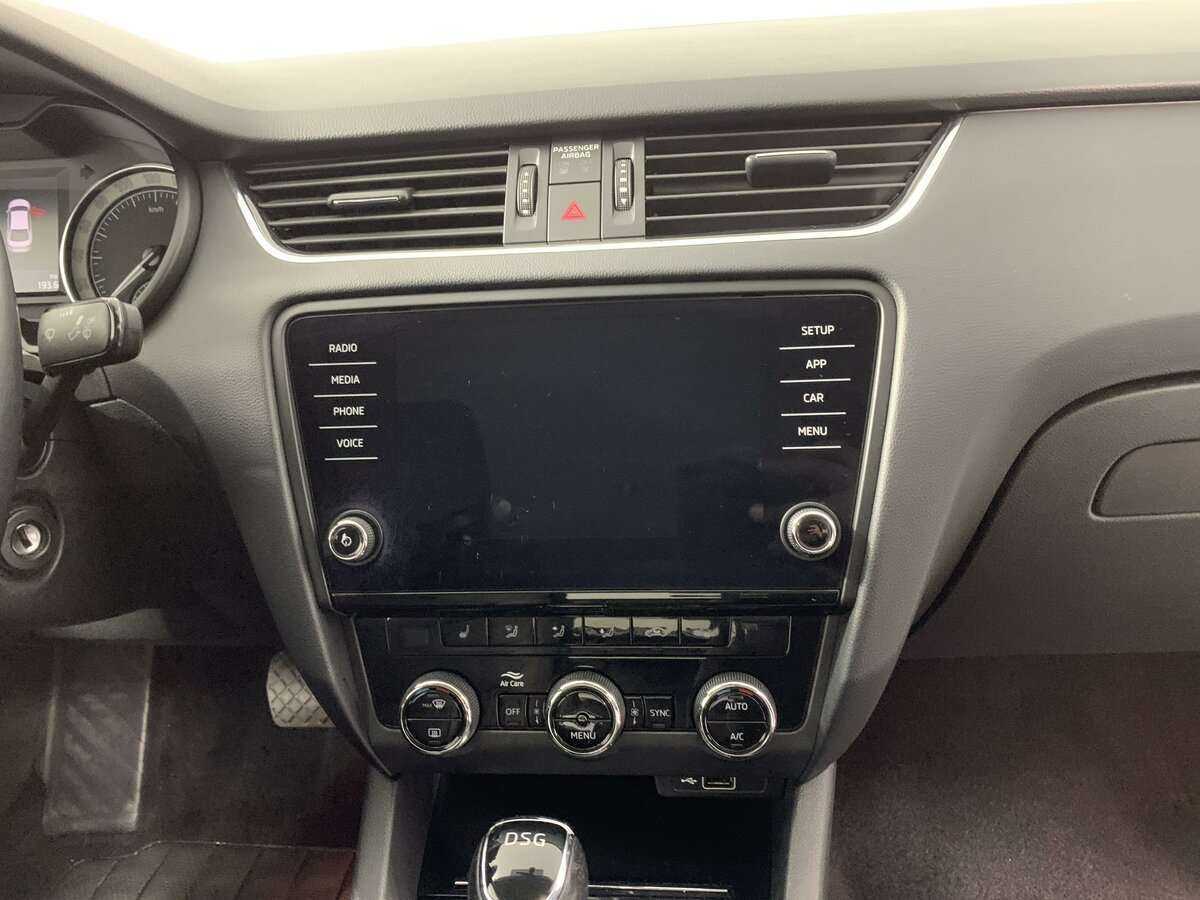 Купить Skoda Octavia с пробегом. Фото: #14