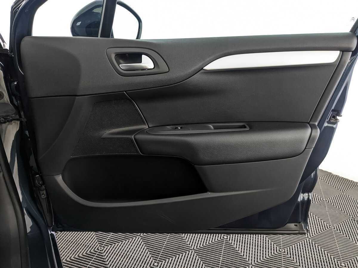 Купить Citroen C4 с пробегом. Фото: #24