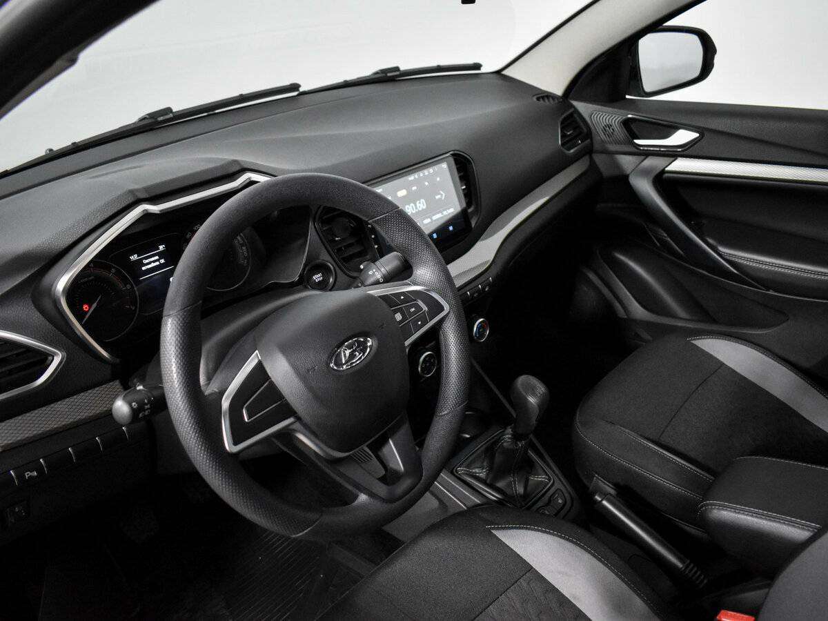 Купить Lada (ВАЗ) Vesta с пробегом. Фото: #8