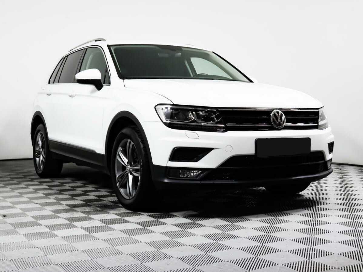 Купить Volkswagen Tiguan с пробегом. Фото: #2