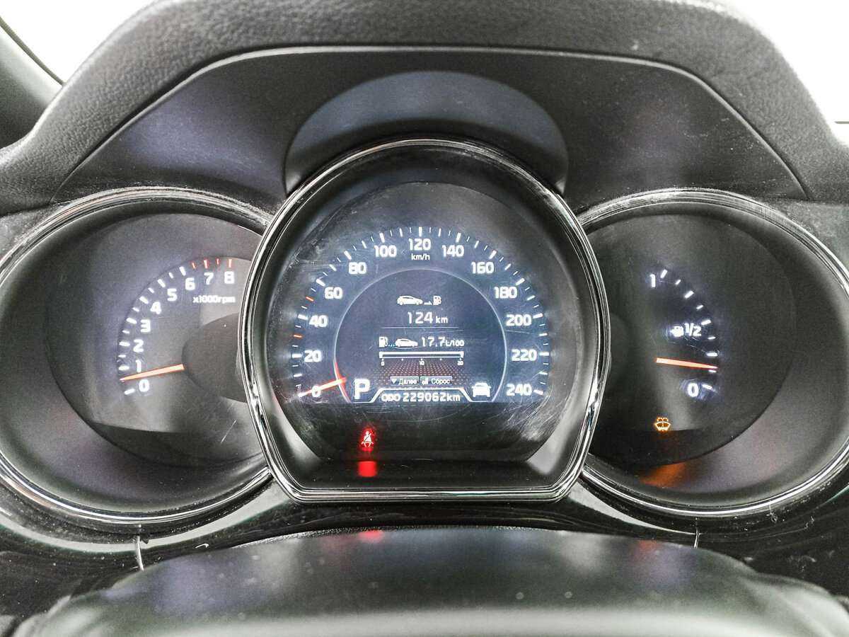 Купить Kia Ceed с пробегом. Фото: #10