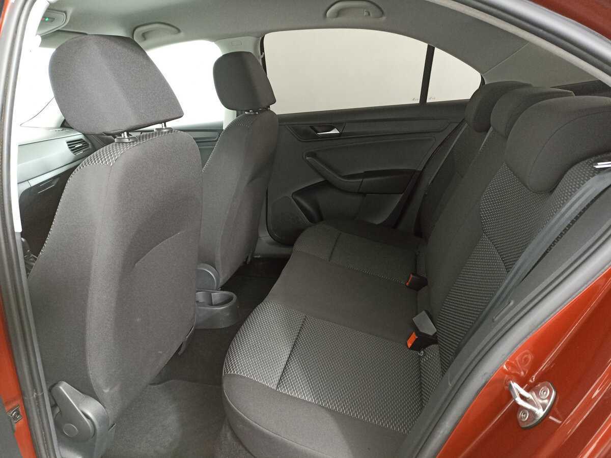 Купить Volkswagen Polo с пробегом. Фото: #11