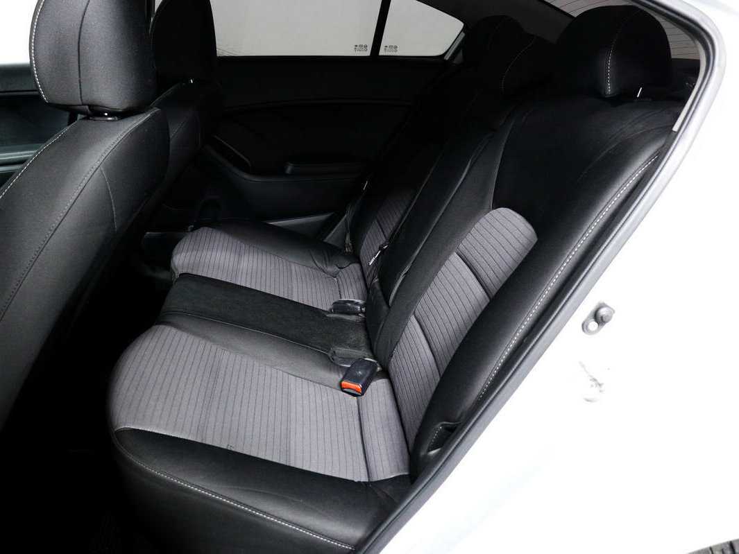 Купить Kia Cerato с пробегом. Фото: #11