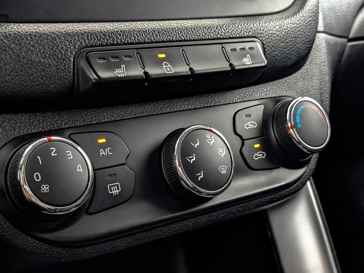 Купить Kia Ceed с пробегом. Фото: #16