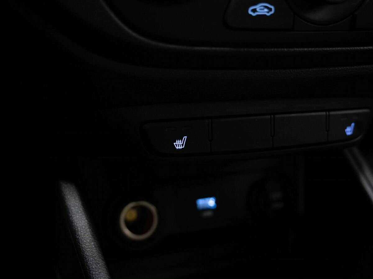 Купить Hyundai Solaris с пробегом. Фото: #22