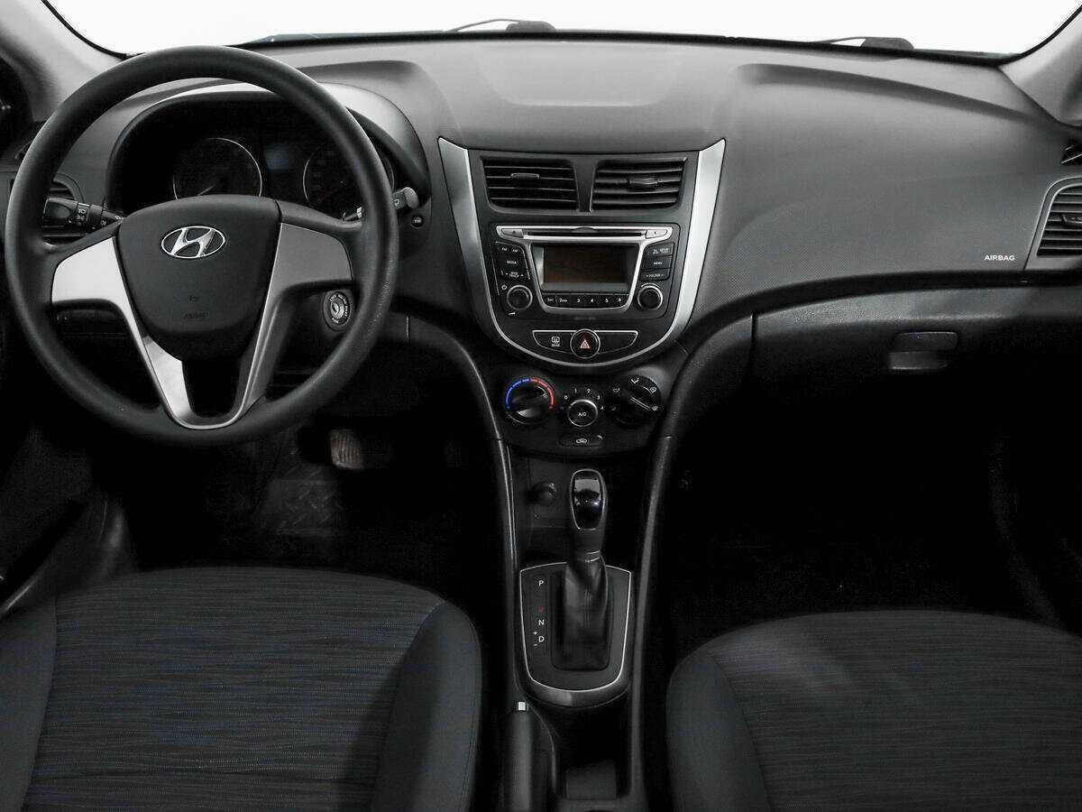 Купить Hyundai Solaris с пробегом. Фото: #11