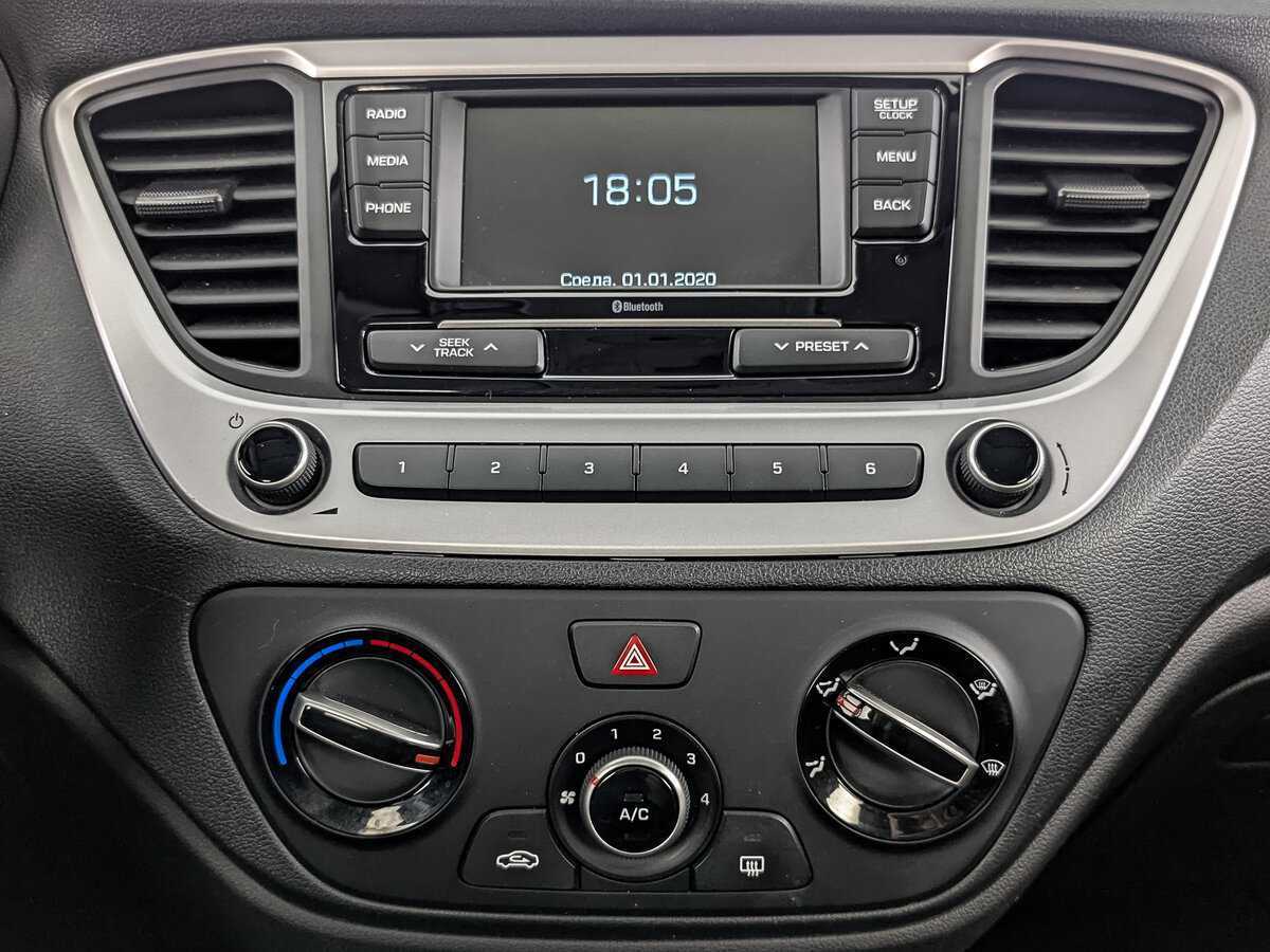 Купить Hyundai Solaris с пробегом. Фото: #14